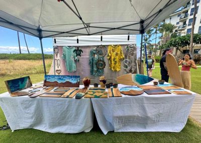 Eet Art at Maui's Finest Craft Fairs