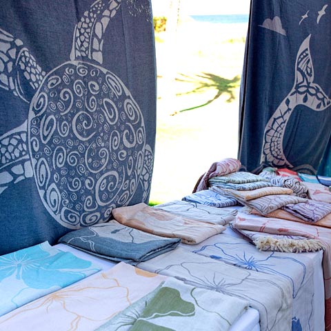 Pesh at Maui's Finest Craft Fairs